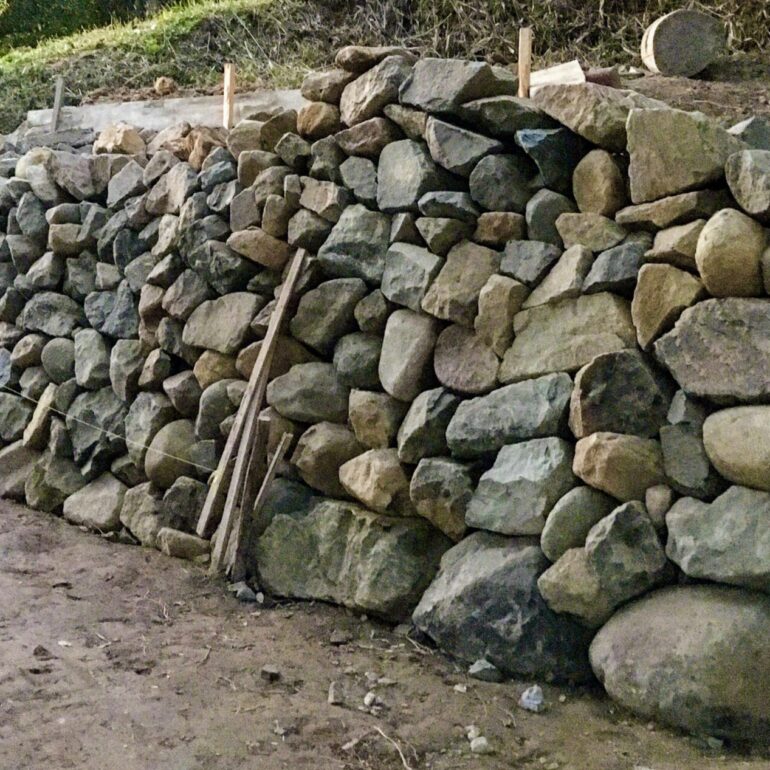 dry-stacked-stone-wall-canelo-workshop